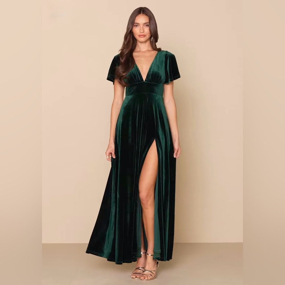 Elegant Dark Green Velvet Dress